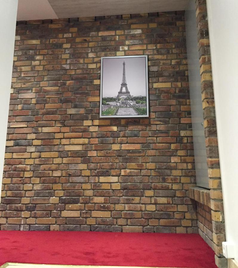 Апартаменти Tour Eiffel Grenelle Париж Екстер'єр фото